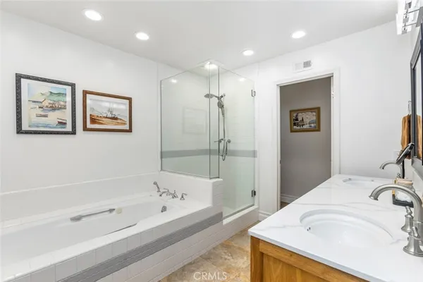 $2,985,000 | 30 Jetty Drive, Corona del Mar, CA 92625