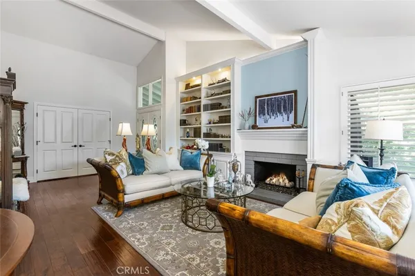 $2,985,000 | 30 Jetty Drive, Corona del Mar, CA 92625