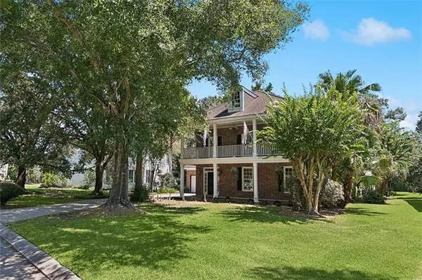$519,000 | 4 Muirfield Place, New Orleans, LA 70131