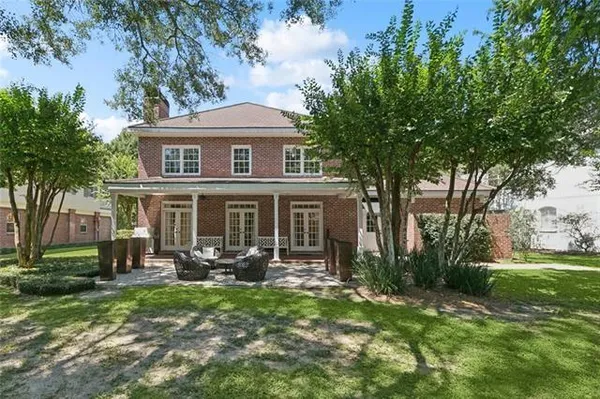$519,000 | 4 Muirfield Place, New Orleans, LA 70131