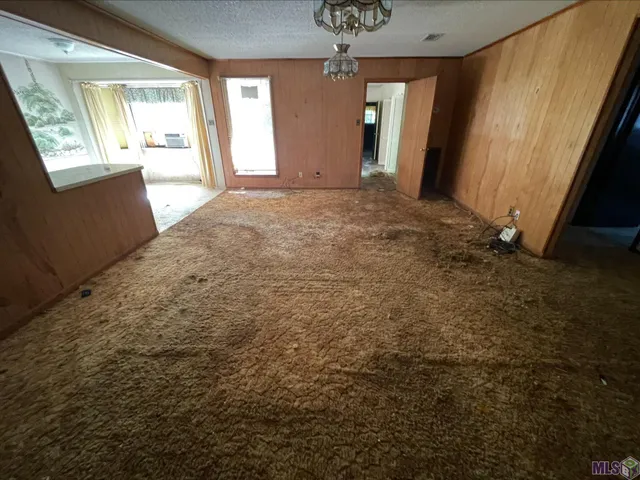 $130,000 | 1019 East Palmview Street, Gonzales, LA 70737