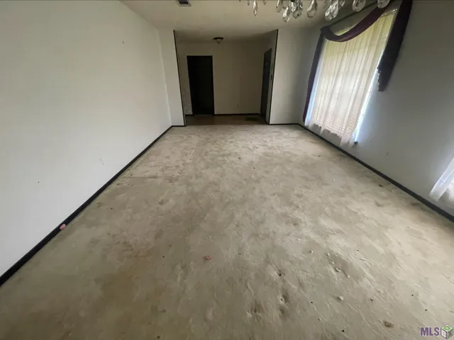 $130,000 | 1019 East Palmview Street, Gonzales, LA 70737