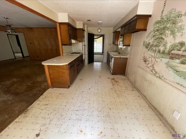 $130,000 | 1019 East Palmview Street, Gonzales, LA 70737