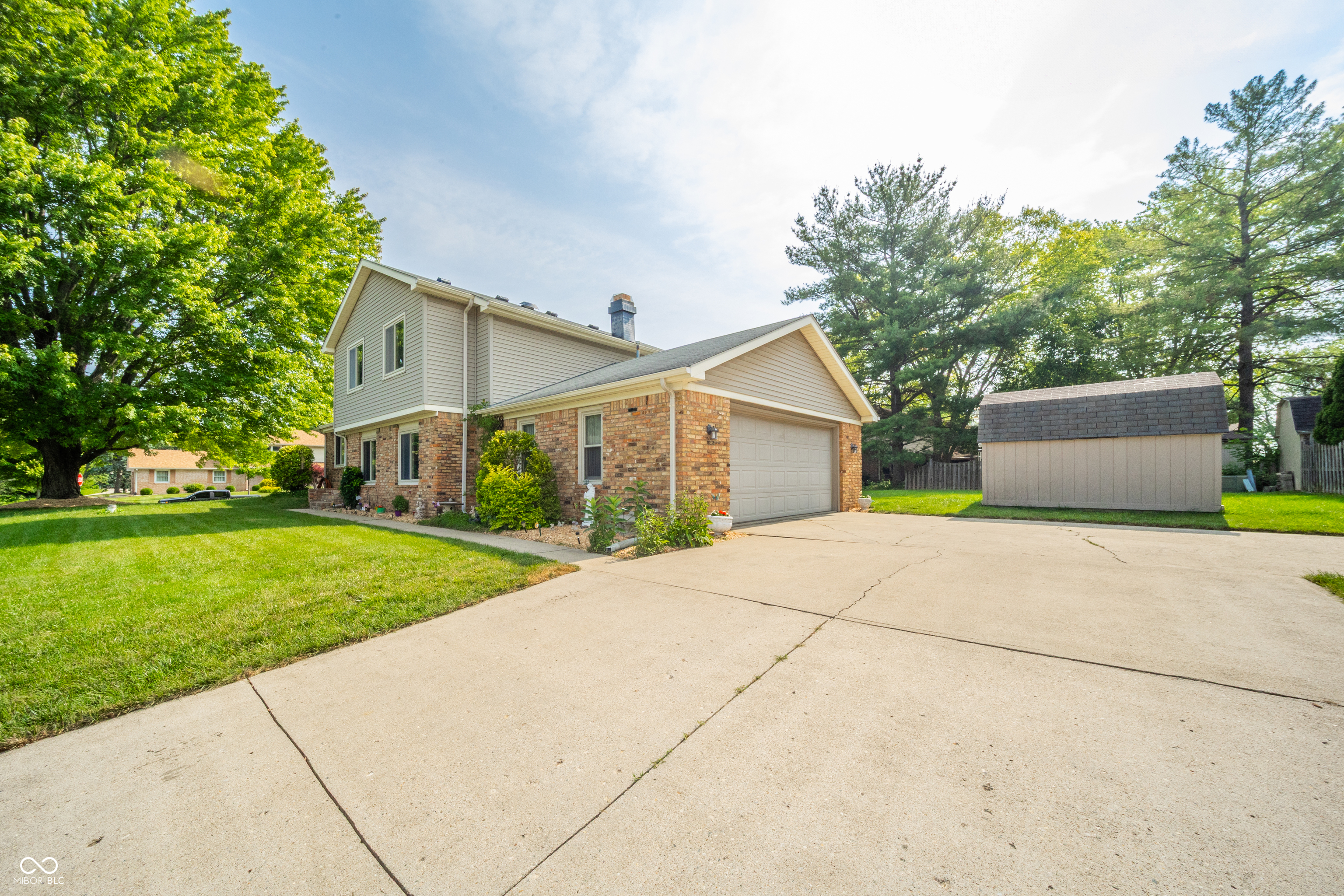 1111 Pendle Hill Avenue Pendleton, IN 46064 - Photo 2 of 19