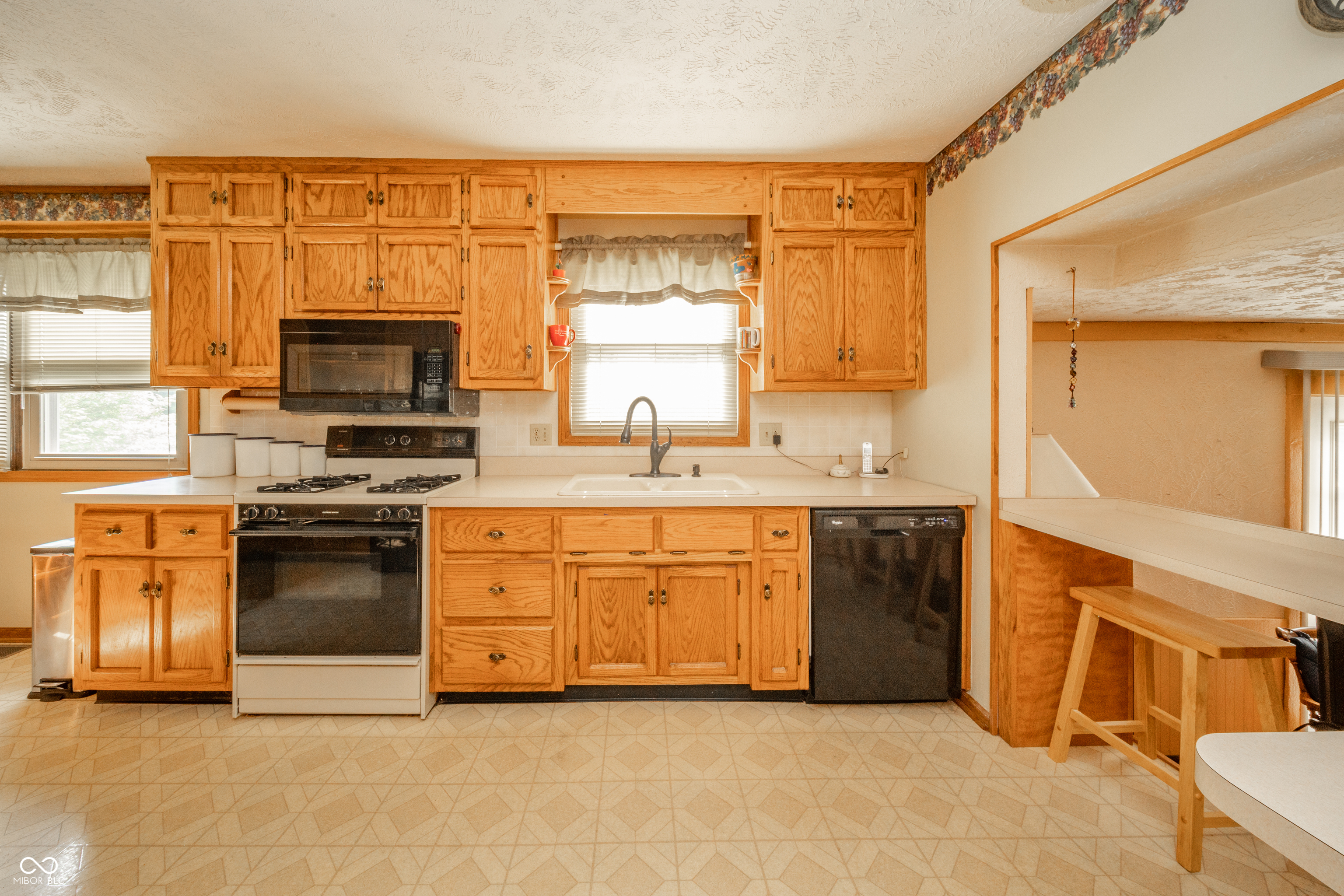 1111 Pendle Hill Avenue Pendleton, IN 46064 - Photo 6 of 19