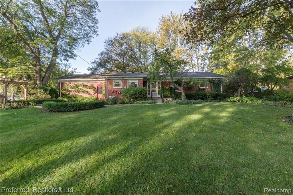 28244 Peppermill Road Farmington Hills, MI 48331 - Photo 23 of 28