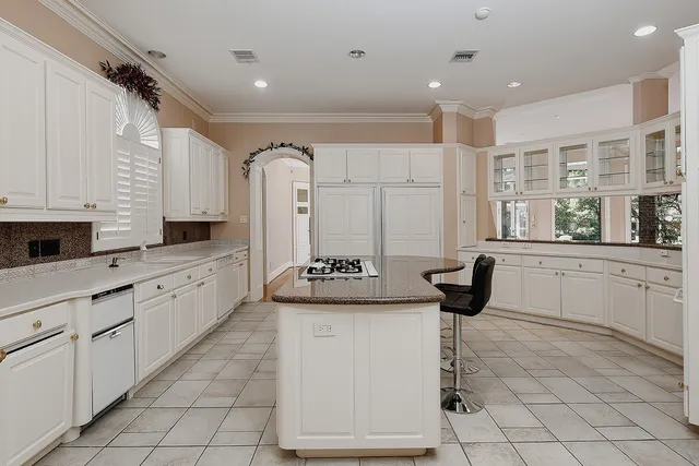 $5,595,000 | 2 Wexford Court, Houston, TX 77024