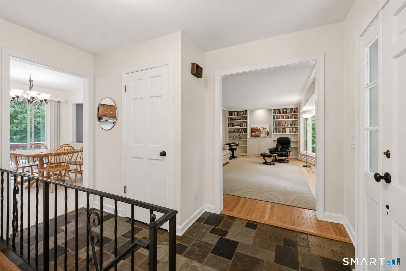 22 Ridge Road Newtown, CT 06470 - Photo 2 of 32
