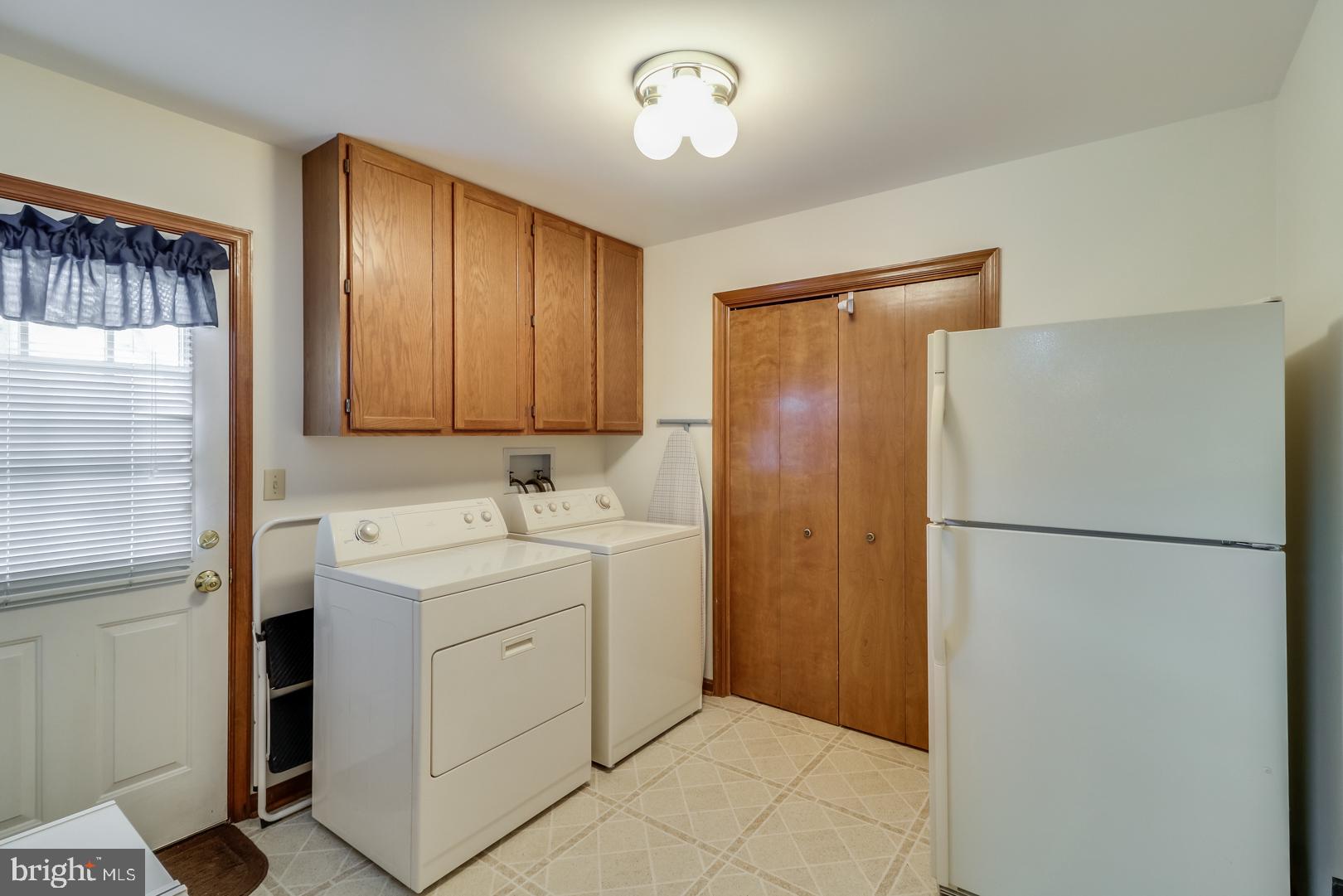6498 West Denneys Road Dover, DE 19901 - Photo 15 of 30 Laundry Room