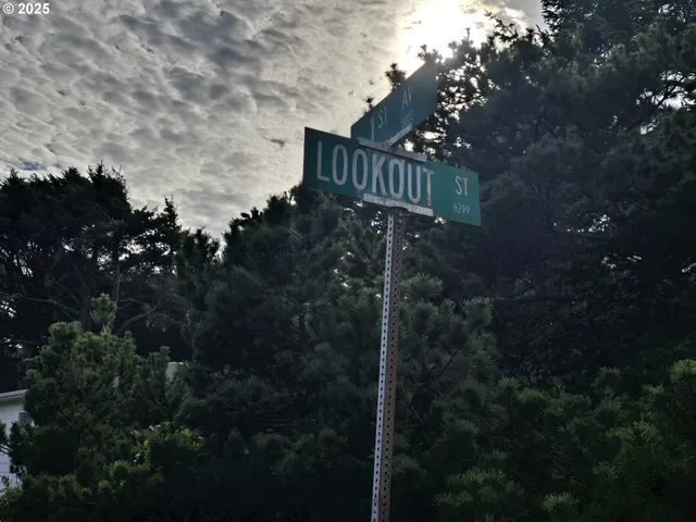 $120,000 | 0 Lookout Street, Unit 2, Florence, OR 97439