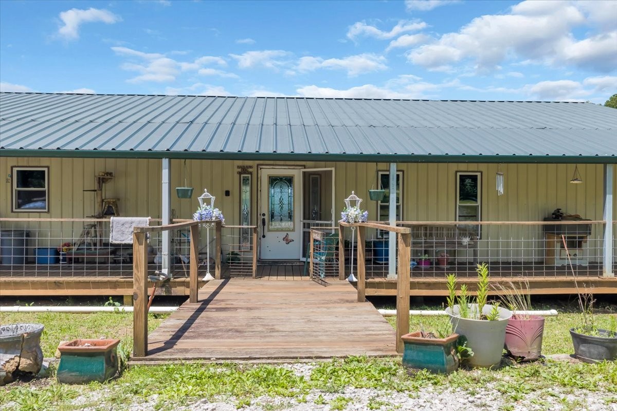 5688 Burkett Chapel Road Gruetli Laager, TN 37339 - Photo 2 of 73