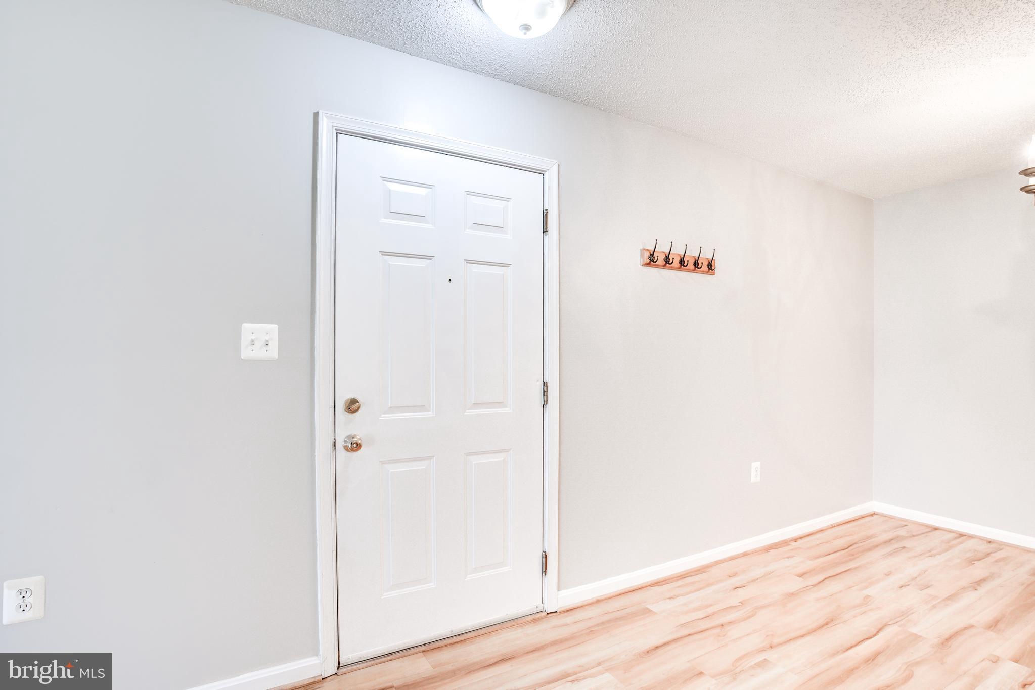21014 Timber Ridge Terrace, Unit 103 Ashburn, VA 20147 - Photo 2 of 33 Gallery Image 2