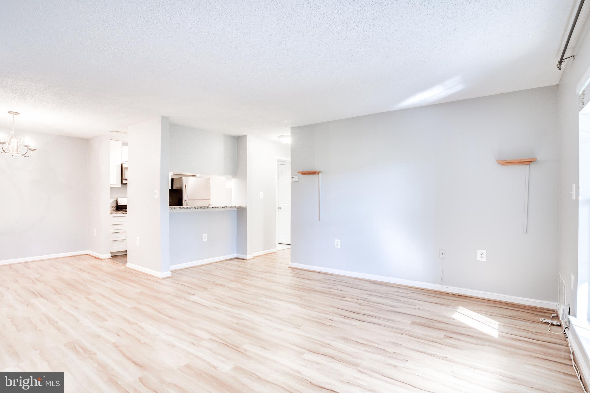 21014 Timber Ridge Terrace, Unit 103 Ashburn, VA 20147 - Photo 6 of 33 Gallery Image 6