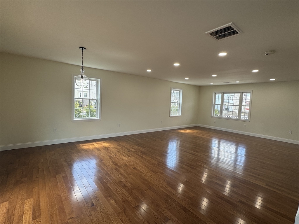 6 North Rocliffe Street Fall River, MA 02723 - Photo 7 of 21