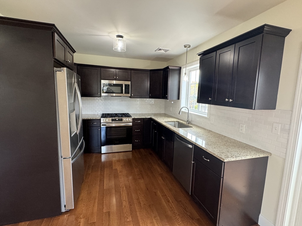 6 North Rocliffe Street Fall River, MA 02723 - Photo 9 of 21