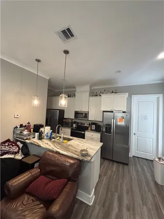 $3,450 | 407 Ash Street, College Station, TX 77840