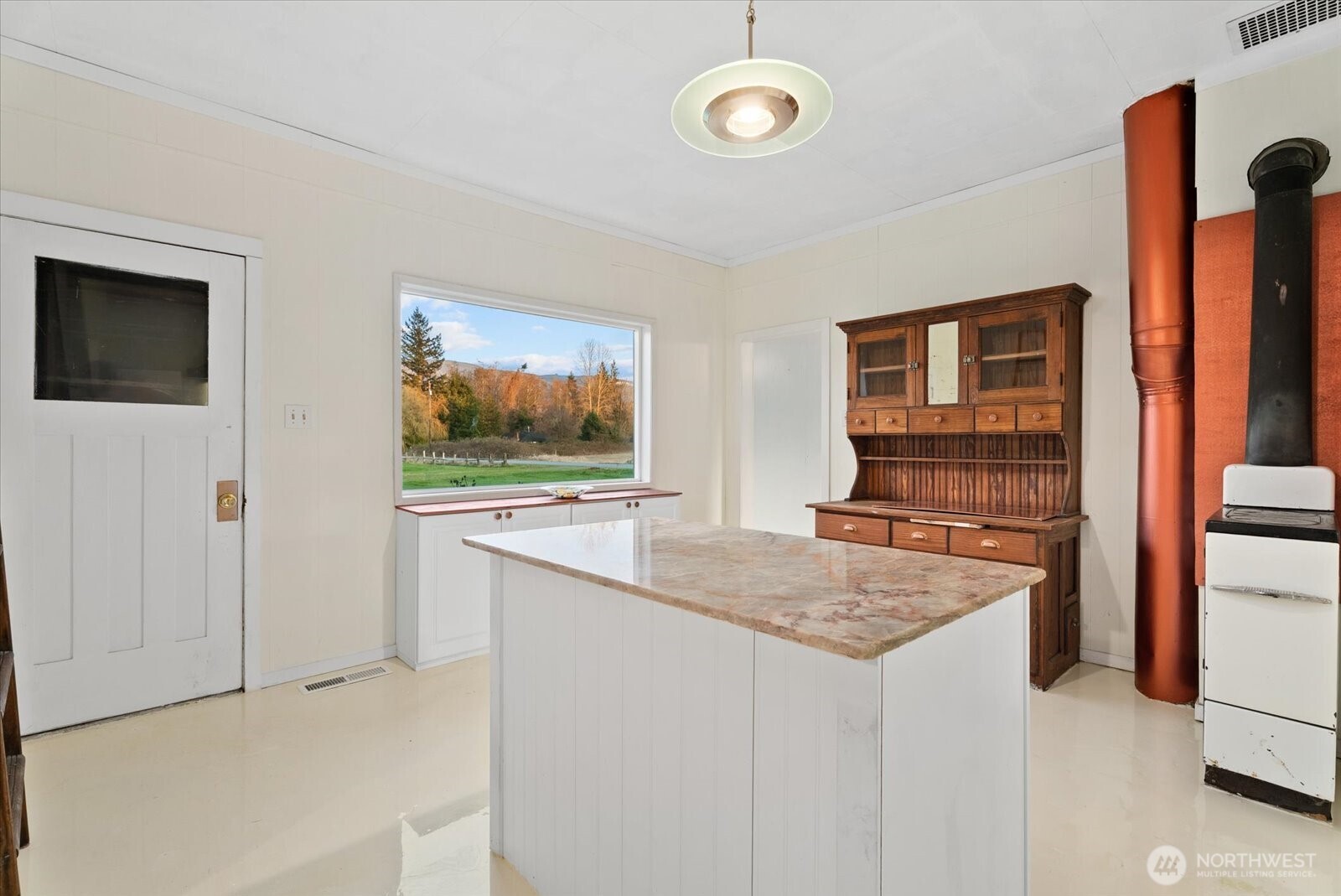 30731 Walberg Road Sedro-Woolley, WA 98284 - Photo 15 of 40