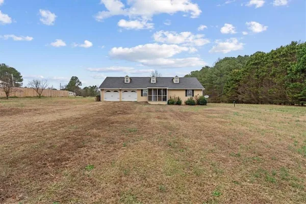 $269,900 | 40-l Z L Z Jackson Road, Bowdon, GA 30108