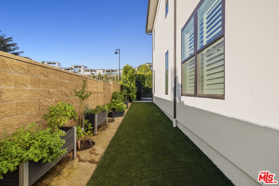 20211 Liverpool Way Porter Ranch, CA 91326 - Photo 51 of 62