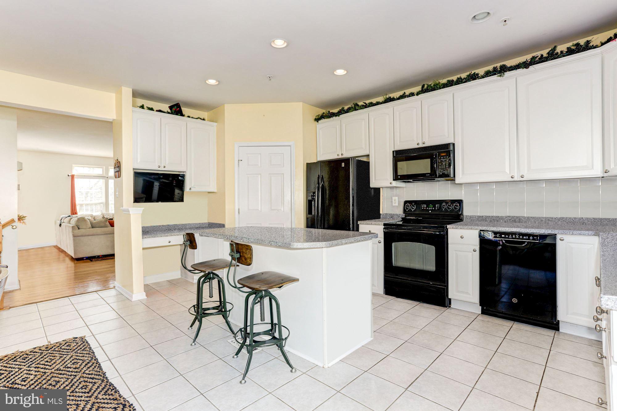 9315 Summit View Way Perry Hall, MD 21128 - Photo 6 of 23 Kitchen