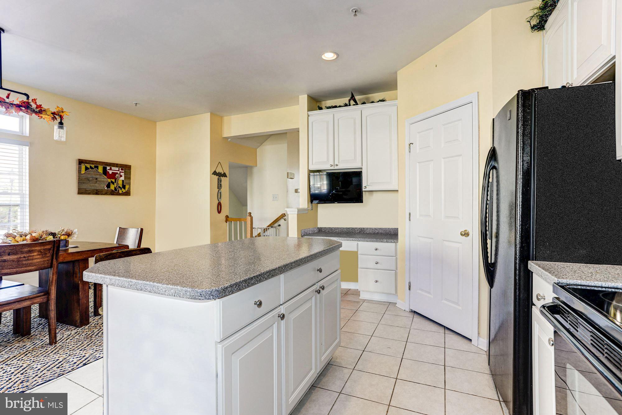 9315 Summit View Way Perry Hall, MD 21128 - Photo 7 of 23 Kitchen