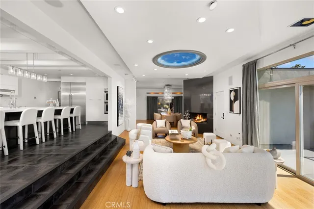 $1,870,000 | 2637 North Mountain Avenue, Claremont, CA 91711