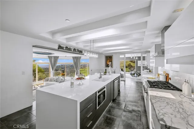 $1,870,000 | 2637 North Mountain Avenue, Claremont, CA 91711