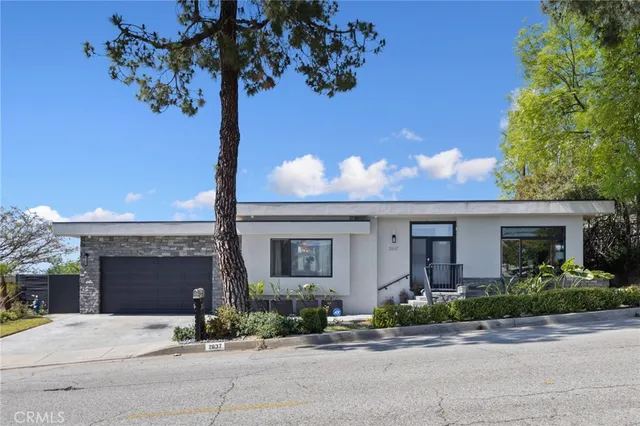 $1,870,000 | 2637 North Mountain Avenue, Claremont, CA 91711
