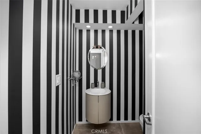 $1,870,000 | 2637 North Mountain Avenue, Claremont, CA 91711