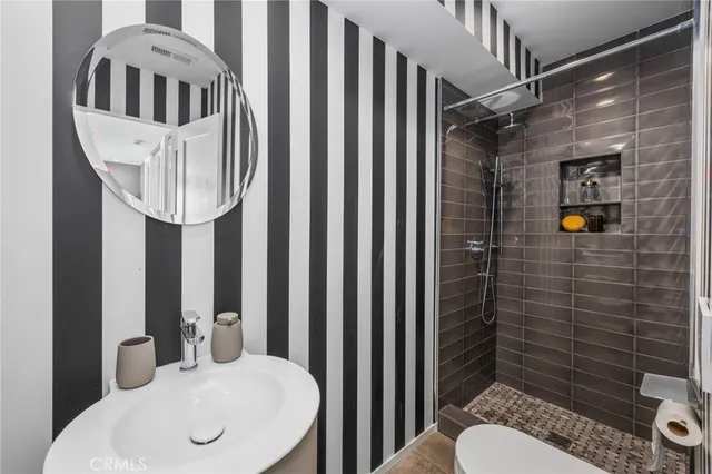 $1,870,000 | 2637 North Mountain Avenue, Claremont, CA 91711