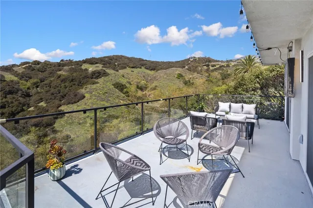 $1,870,000 | 2637 North Mountain Avenue, Claremont, CA 91711