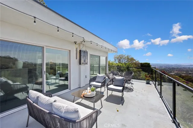 $1,870,000 | 2637 North Mountain Avenue, Claremont, CA 91711