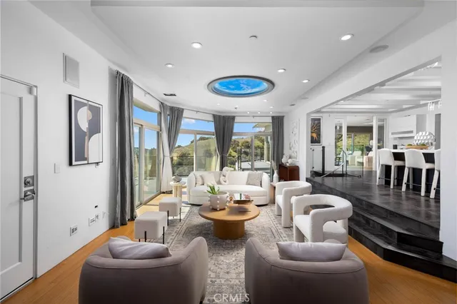 $1,870,000 | 2637 North Mountain Avenue, Claremont, CA 91711