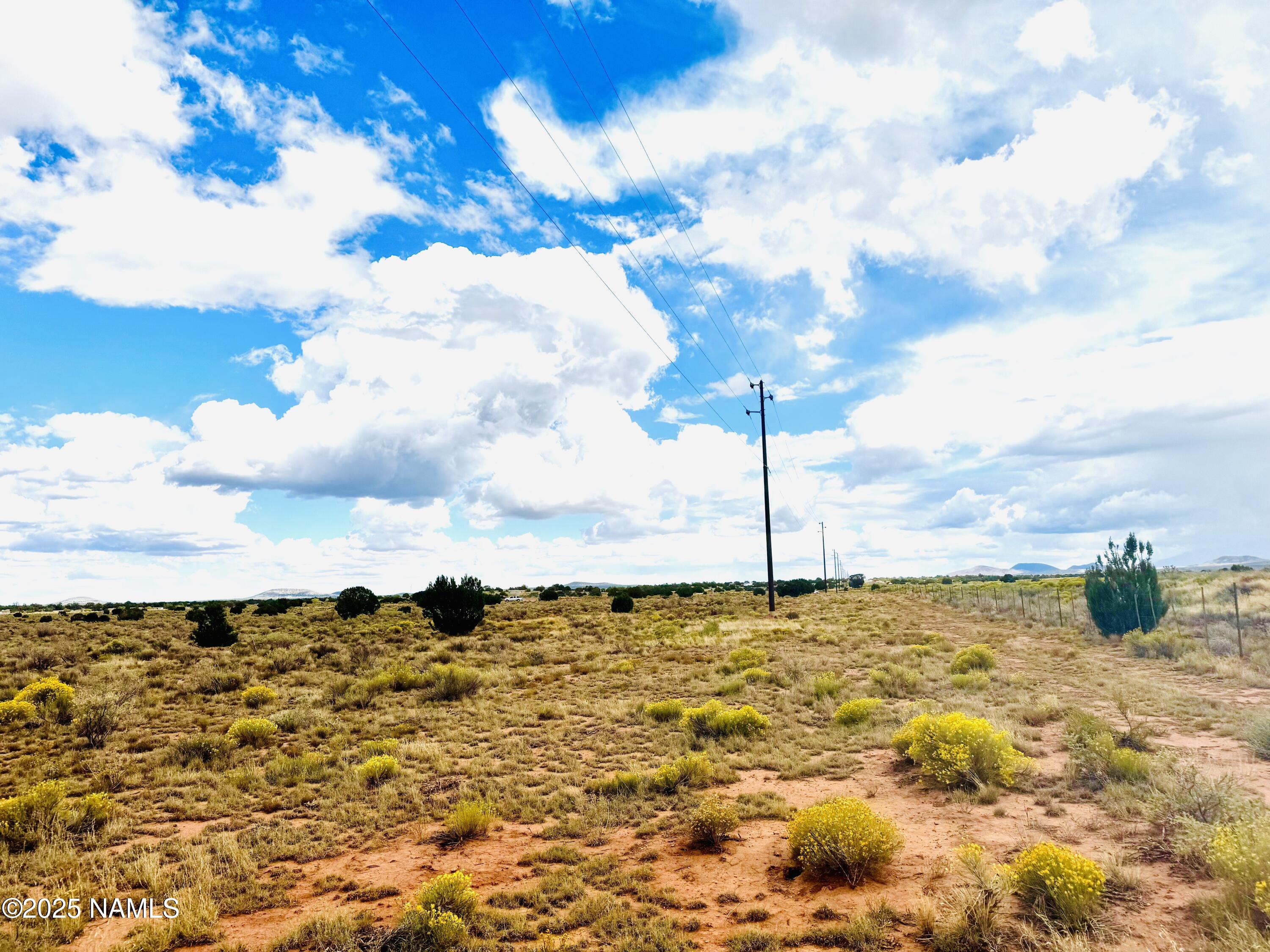2819 East Lynwood Road Williams, AZ 86046 - Photo 7 of 9 a view of a ocean