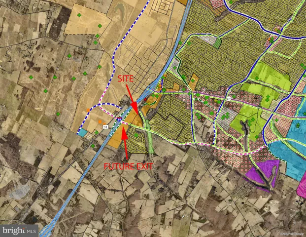 a view of an outdoor space