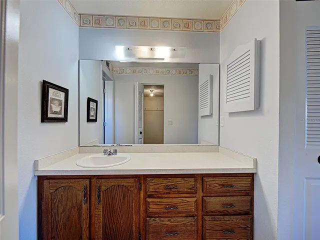 $200,000 | 365 3 Lakes Lane, Unit K, Venice, FL 34285