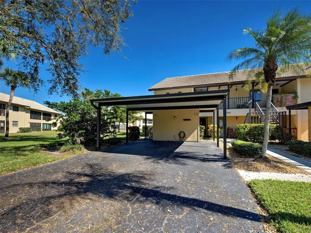 $200,000 | 365 3 Lakes Lane, Unit K, Venice, FL 34285