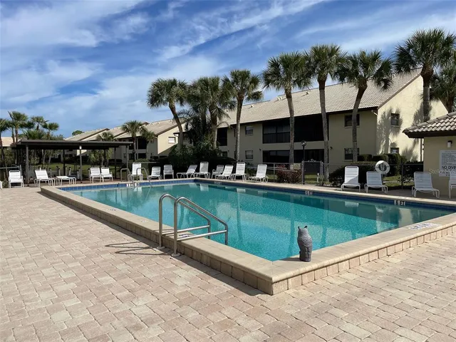 $200,000 | 365 3 Lakes Lane, Unit K, Venice, FL 34285