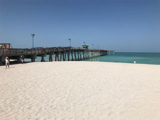 $200,000 | 365 3 Lakes Lane, Unit K, Venice, FL 34285