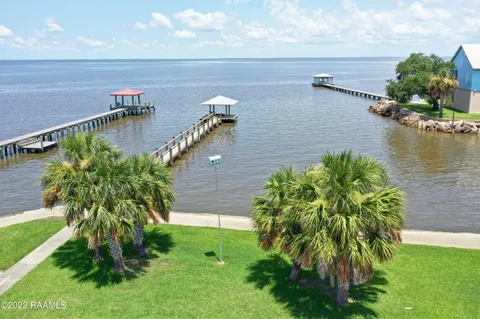 $599,000 | 119 Vermilion Bay Lane, Cypremort Point, LA 70538