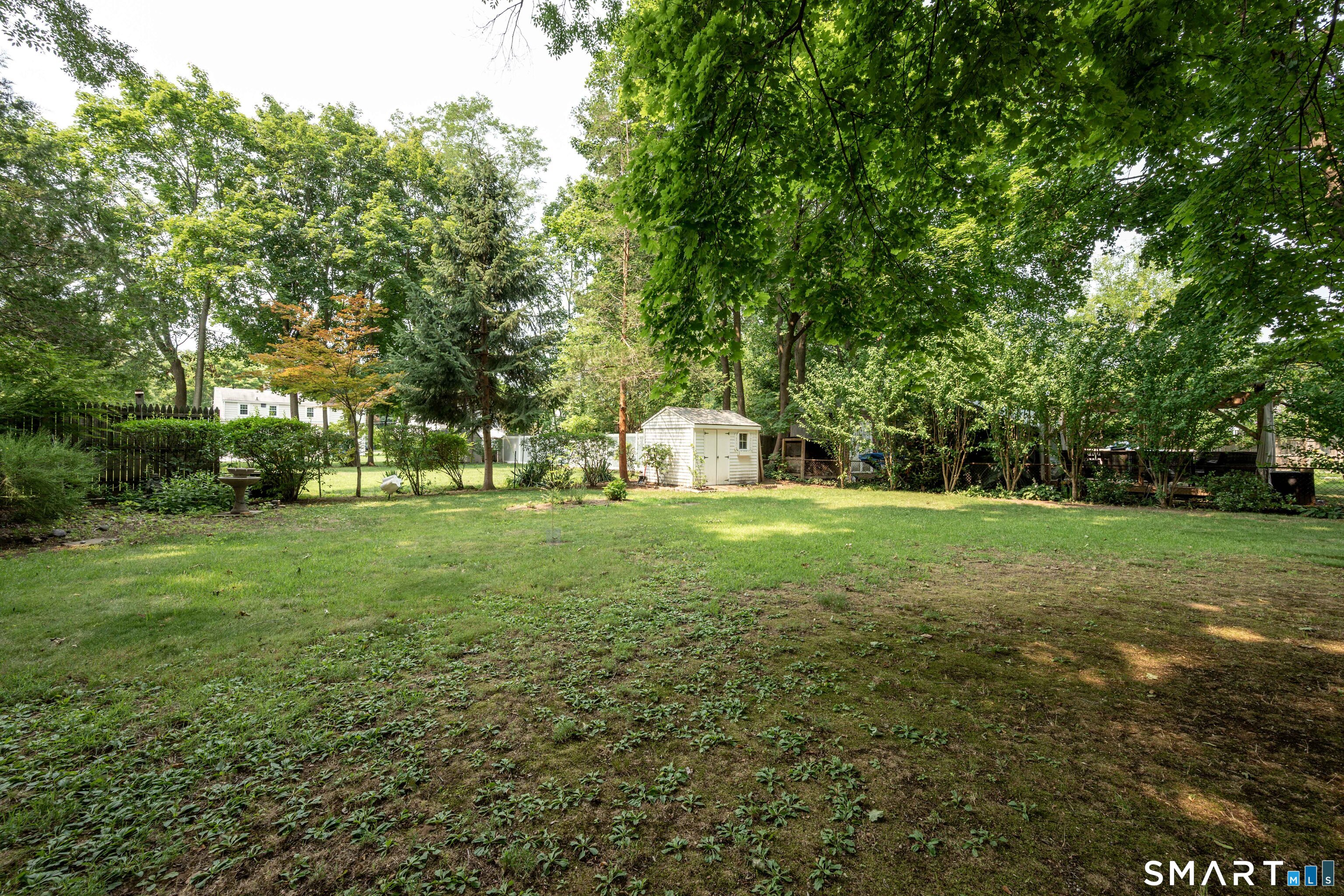 50 Albert Road Hamden, CT 06514 - Photo 4 of 33