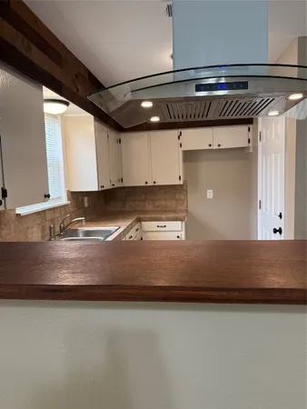 $1,550 | 7225 Hummingbird Lane, Texas City, TX 77591