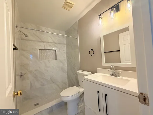 $2,800 | 4805 Cowslip Court, Oxon Hill, MD 20745