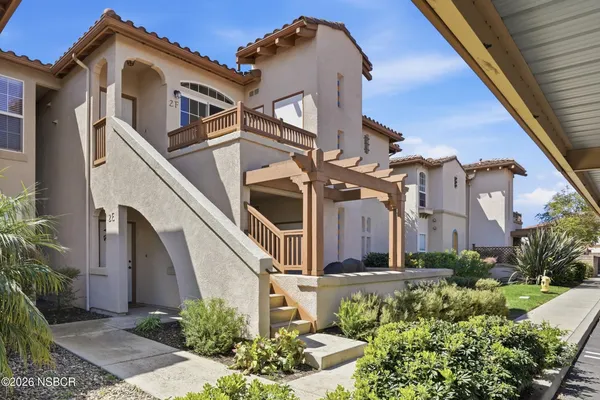 $465,000 | 610 Sunrise Drive, Unit 2F, Santa Maria, CA 93455