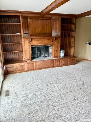 a view of a house with a garage