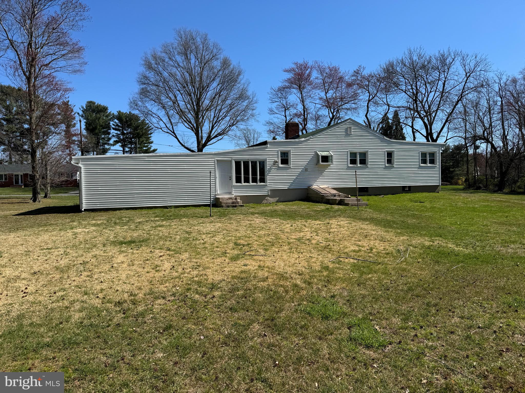 107 Richardson Road Robbinsville, NJ 08691 - Photo 4 of 12