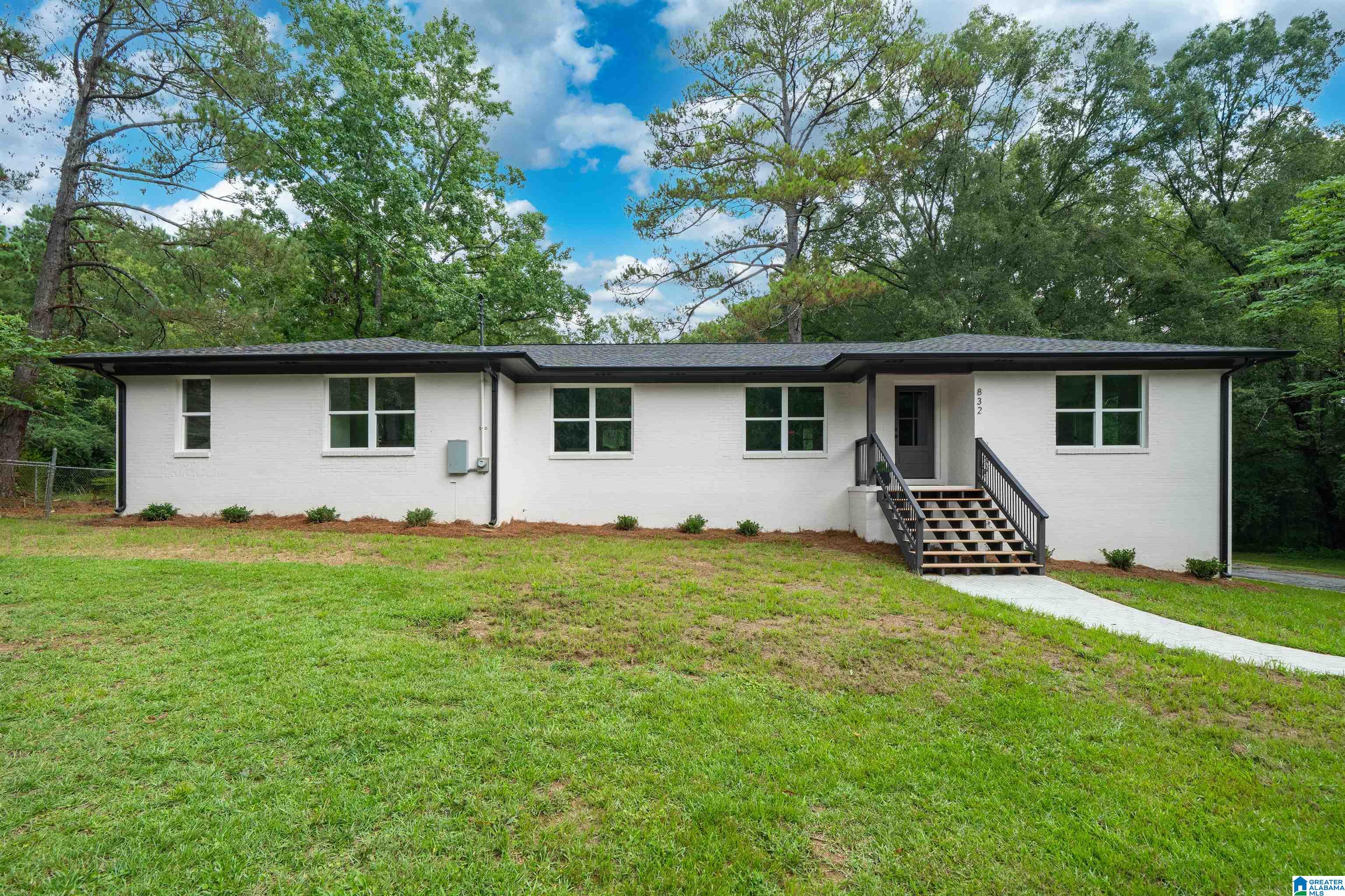 832 Chelsea Road Columbiana, AL 35051 - Photo 2 of 34
