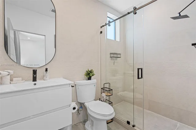 a view of an outdoor space with sitting area