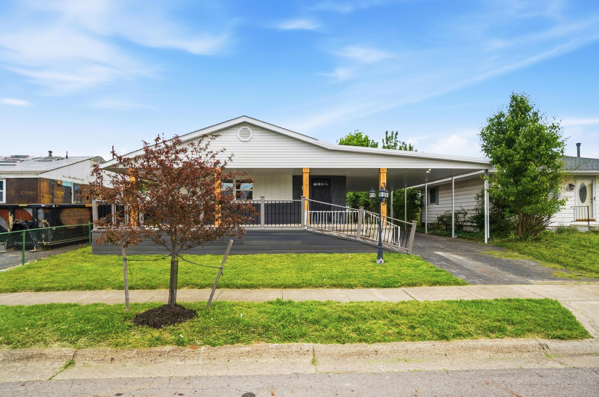 3113 Hillgate Road Columbus, OH 43207 - Photo 3 of 40 002