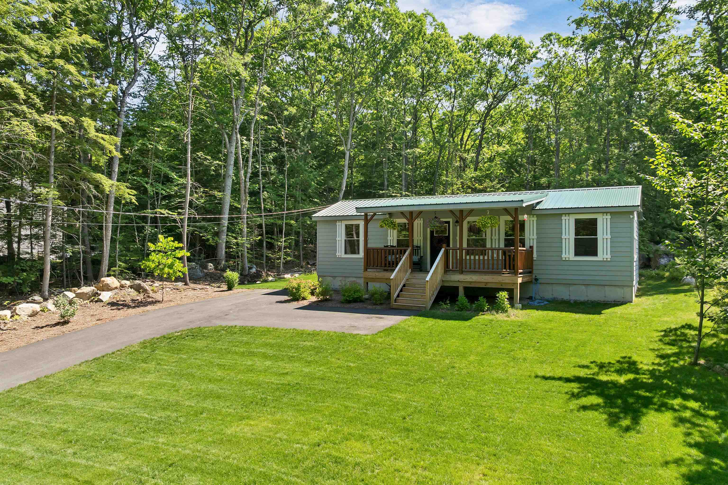 616 Deer Meadow Road Webster, NH 03303 - Photo 2 of 41